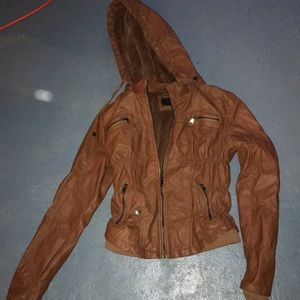 Vegan leather jacket. Camel color.